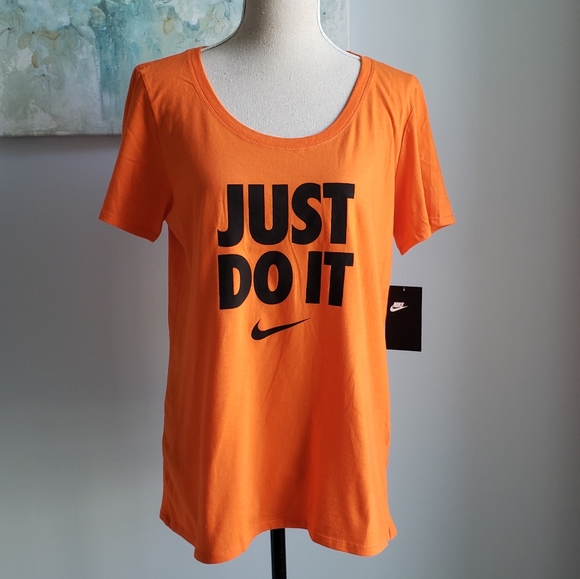 NIKE JUST DO IT WOMEN T-SHIRT ORANGE SIZE L